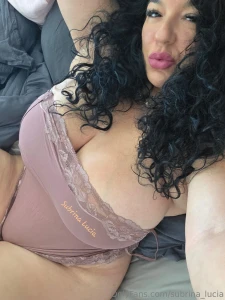 Come and lay on my pillows