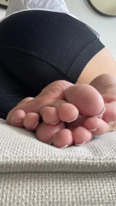 Feetbundle swipe part 2