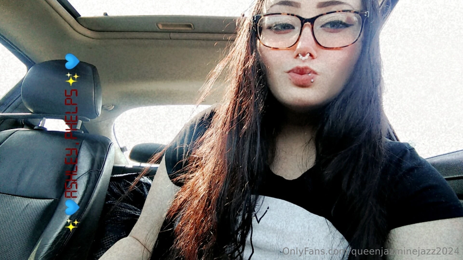 Welcome to my page i m ashley aka jazmine i m 21 from ohio i m a part 1 