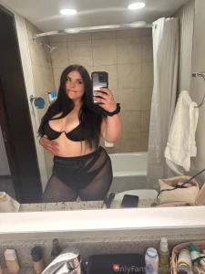 Happy thursday loves this weekend is going to be so fun my pussy is