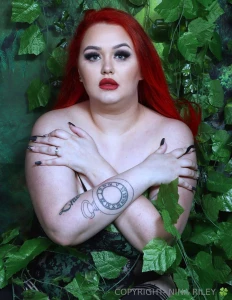 This btattooed_angel she has - and loves to be btattooed_angel