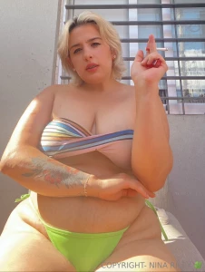 It s time to sunbathe