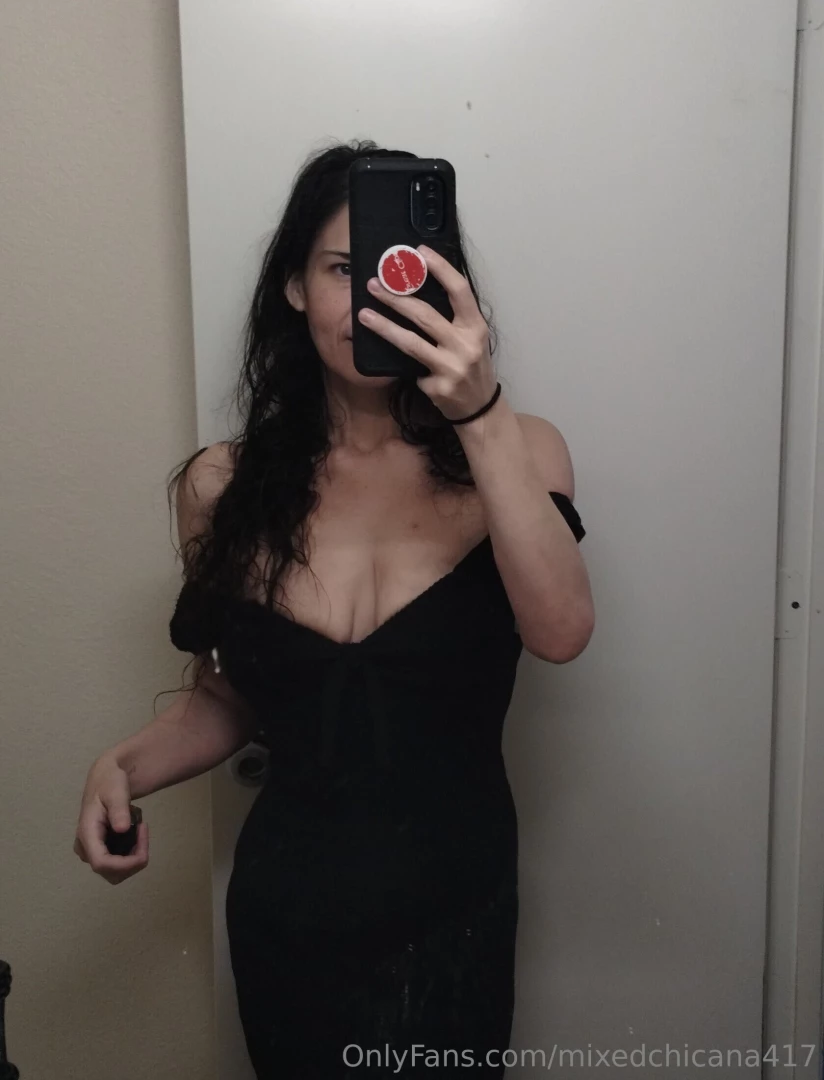 Black dresses are always 
