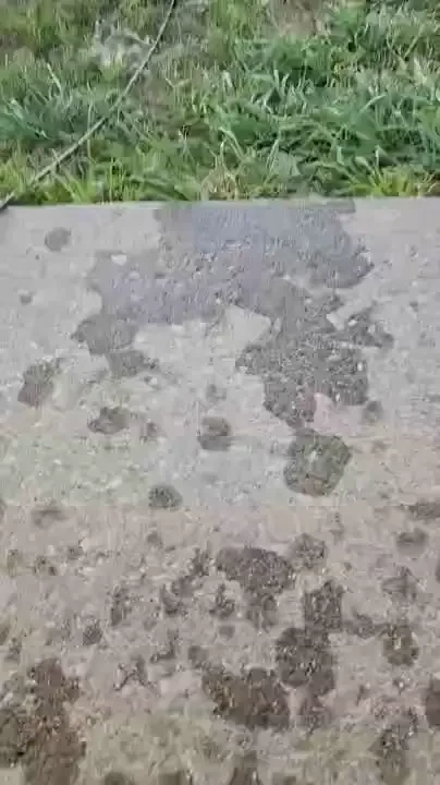 I left a mess outside playing with my pussy 