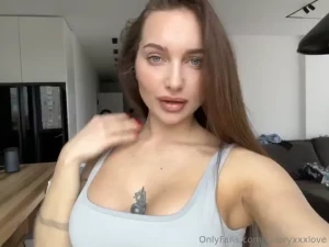 I noticed a long time ago that the less makeup i wear the easier life