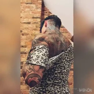 She likes a big back part 1