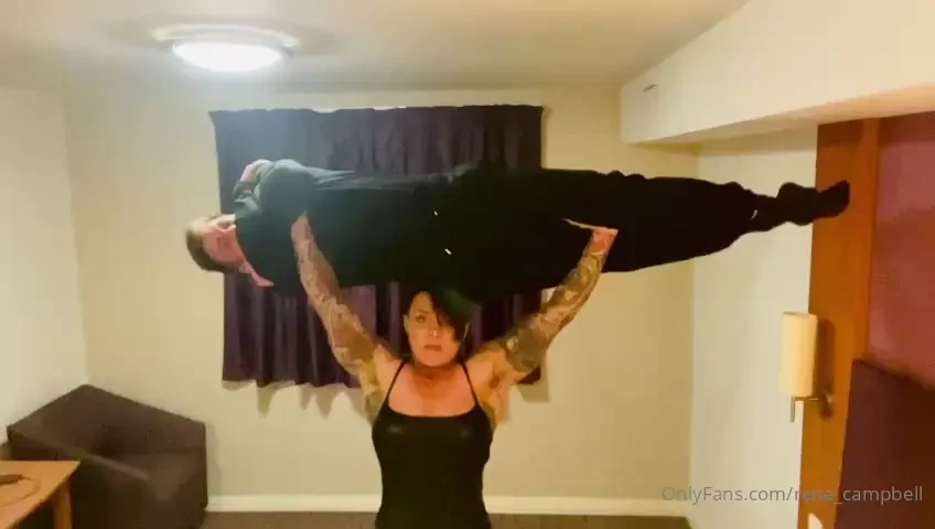 I meant to post this a couple of weeks ago did this overhead lift in a 