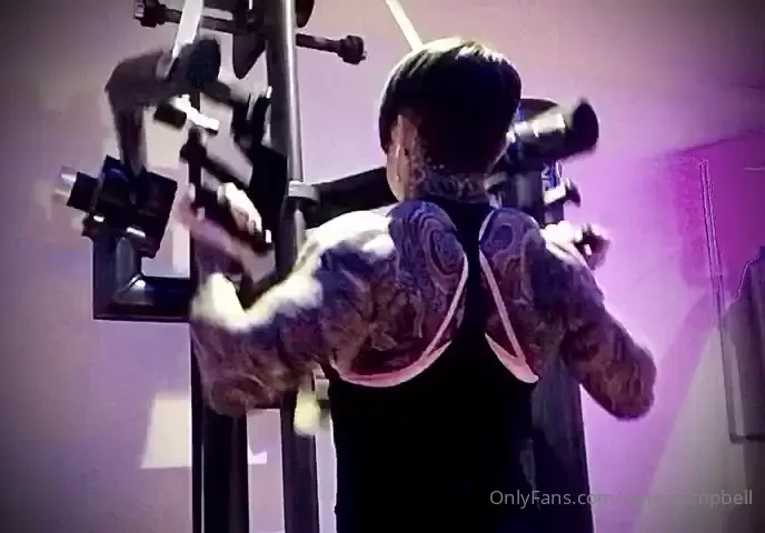 Something a little less naughty a little snippet from the gym 