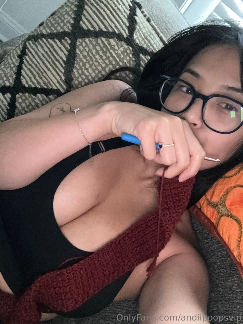 Crocheting my cosplay for my cosplay stream this month 