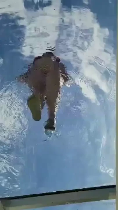 Feel like walking on you 