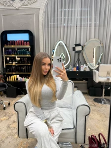 Just refreshed my hair color and i couldn t be more excited it s been