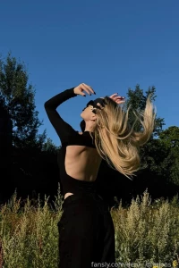 Last sunny days do you walk enough fyp summer sun sexy