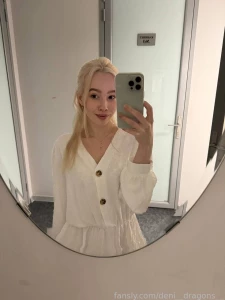 Hi sweetie i had such a busy day today do you want to help me relax