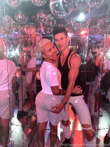 Since insta wants to delete all my big booty pics of sexual content