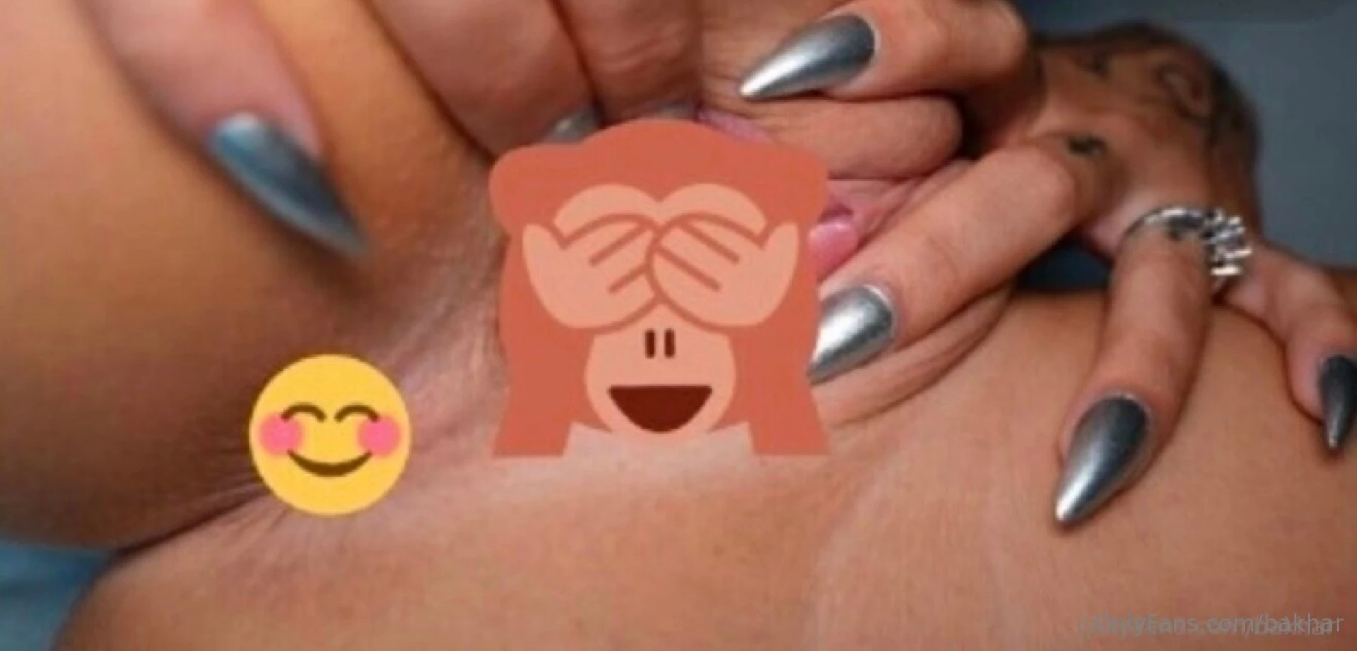 I have the prettiest pussy you will ever see check your dm now i did 