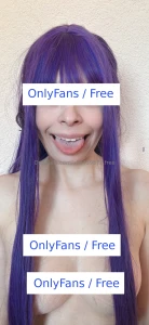 You want to swip to the next page this is my christmas gif for my part 1