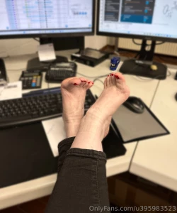 I need a massage so bad go under my desk and do what i tell you