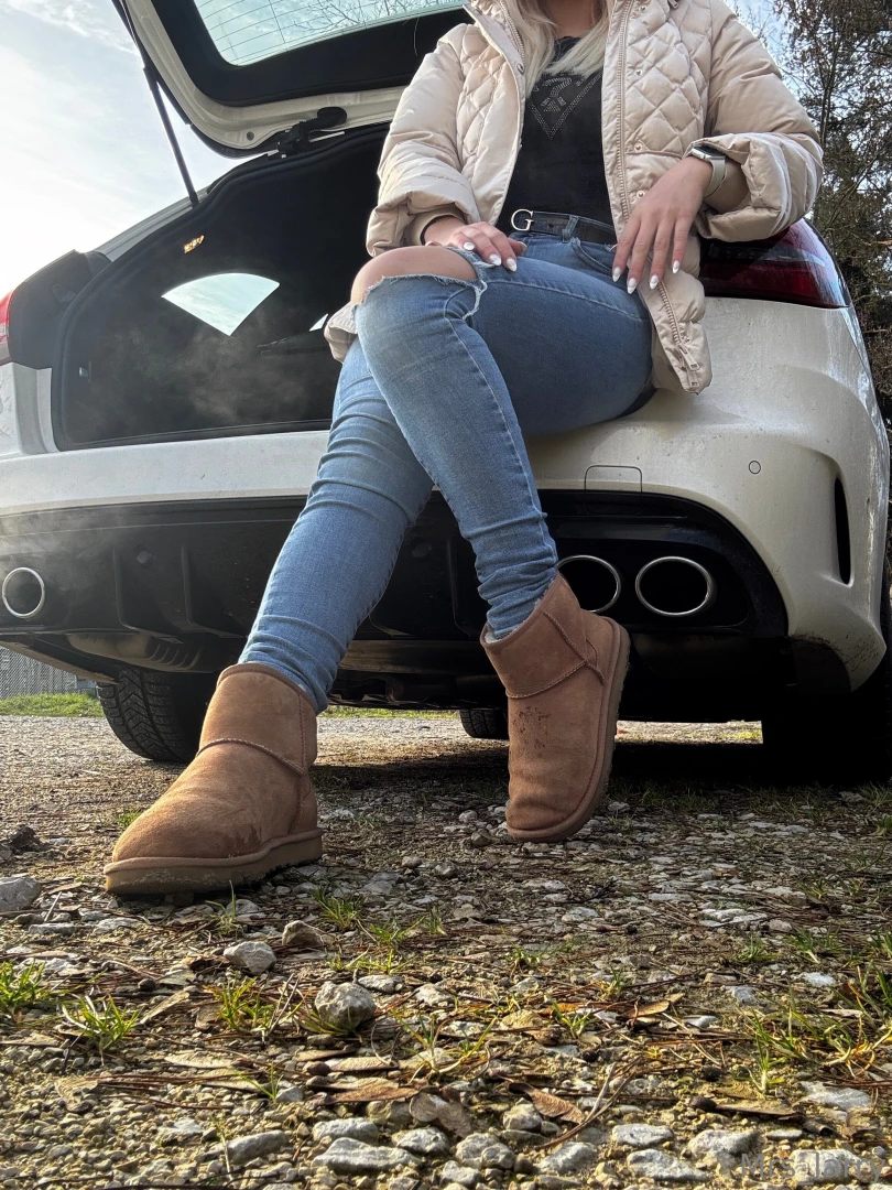 Diese ugg boots show macht dich verr ckt schau dir intensiv meine part 4 