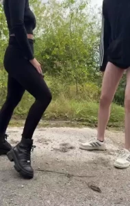Start mit kurzem ballbusting im stehen und knien danach ging es ber part 1
