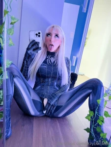 Would you fuck me in my spider-man cosplay