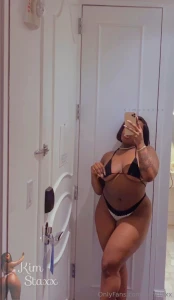 I love being in new york come watch me bounce my sexy brown ass around