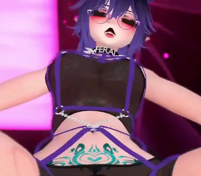 Vod from 8 21 - feral in latex guh i show off a new outfit amp we end 