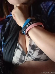 Some boob for you to peek at for free