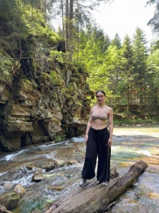 I adore the mountains it s a place where i rest my body and soul gain part 1