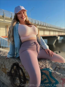 Yes i know i look like a girl who has a playlist for every mood today