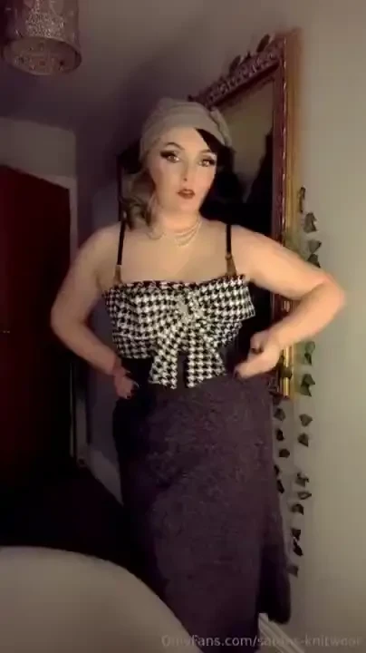 I think my brain rewarded me for doing this look last night by giving part 10 