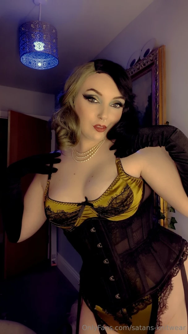 I think my brain rewarded me for doing this look last night by giving part 5 