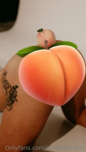 I sent you a little surprise in your messages wanna see how i m able