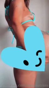 I know you wanna see the whole 1 minute video rubbing everything it s