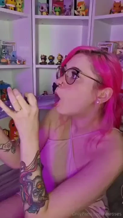 This tentacle is really long 