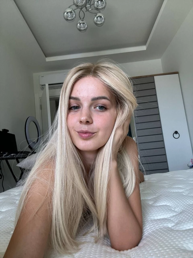 How about we chat now 
