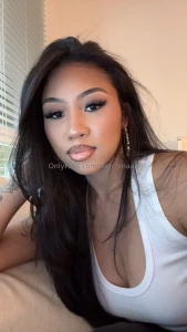 Hour away live show today 5pm pst 8pm est cum join must tip to stay on
