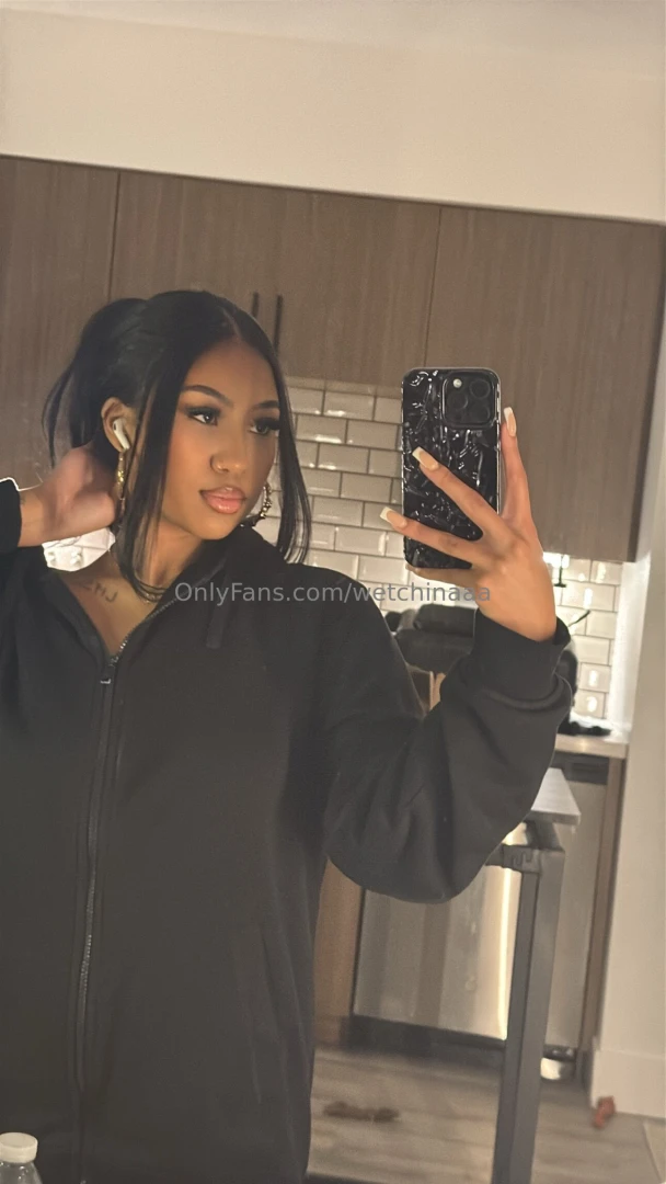 Live show today 5pm pst 8pm est cum spoil me 