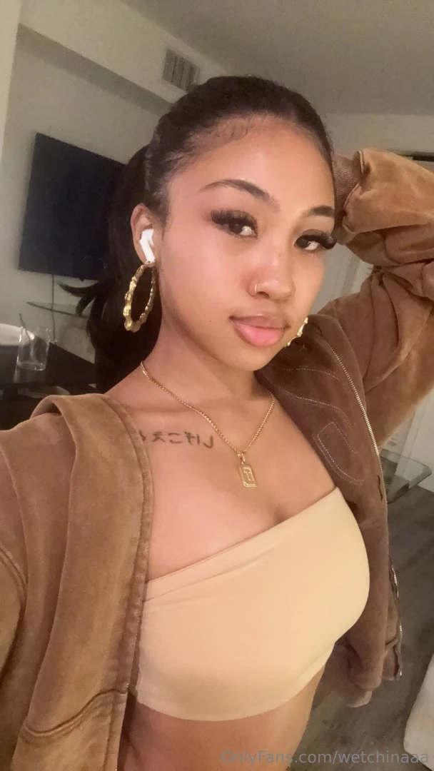 Live show 8pm pst tonight cum join me 