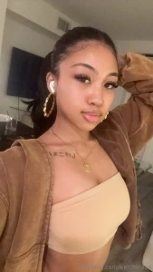 Live show 8pm pst tonight cum join me