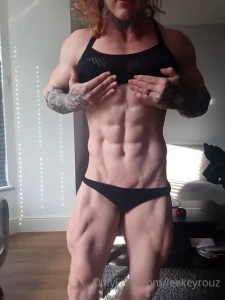 Do you like what you see wanna see me flexing with nothing on it got