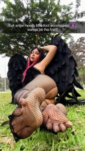 Promo -70 off joining to my of only 3 bucks 1500 clips and pics
