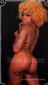 30-40 free videos my entire vault is on my vip page tineebadass join