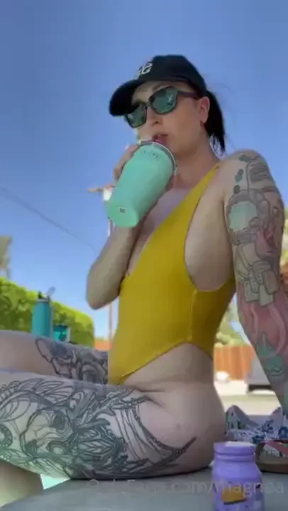 It s so freaking hawt 