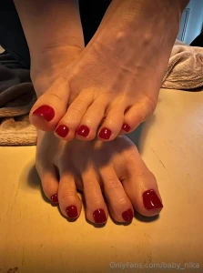 Footsie_mia free subscription footsie_mia cute feet toes close ups and part 4