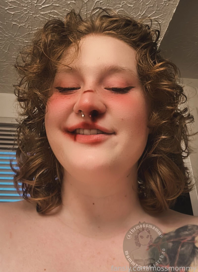 Pov mommy just fought someone and is going to use the leftover 