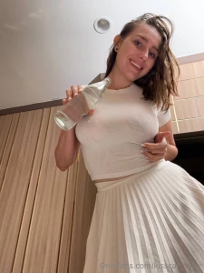 Can you guess what s under my skirt - gt gt gt https onlyfans com