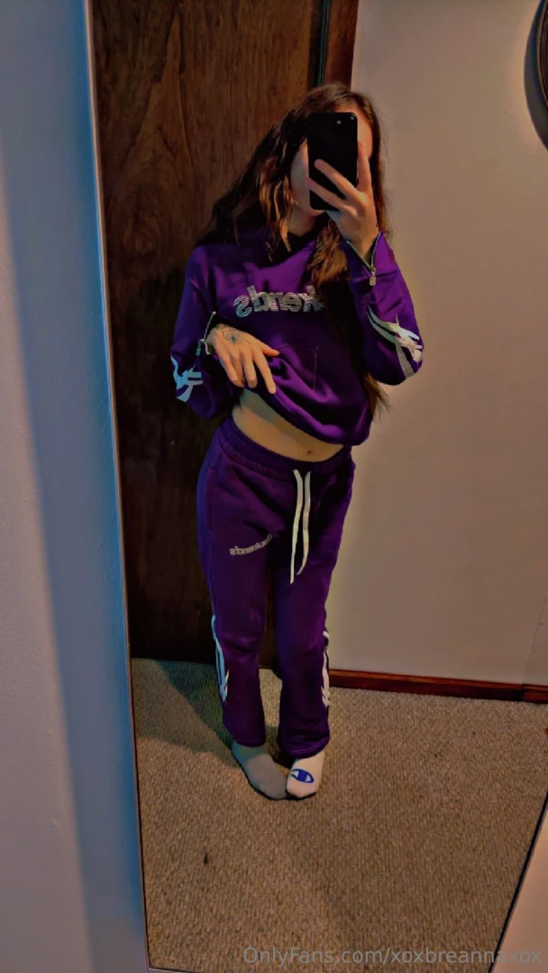 Ignore my non matching socks 