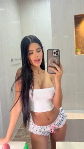 Sweet like sugar but i ve got a spicy side too