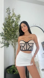 Two pics one mission - to stole your attention part 1