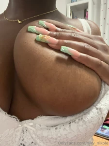 You need to help me comment below what you think tip to make your vote